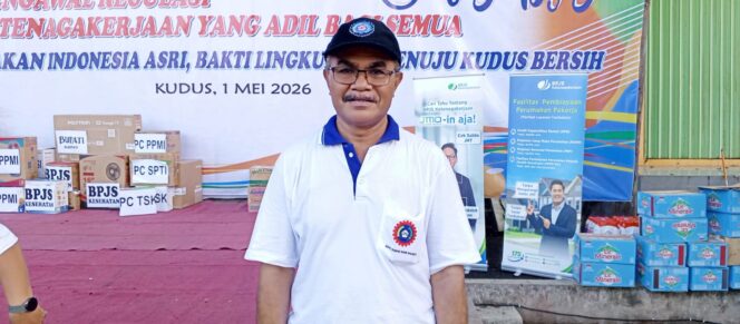 
					Tak Turun ke Jalan, Andreas Hua Ajak Buruh Kudus Isi May Day dengan Kerja Bakti